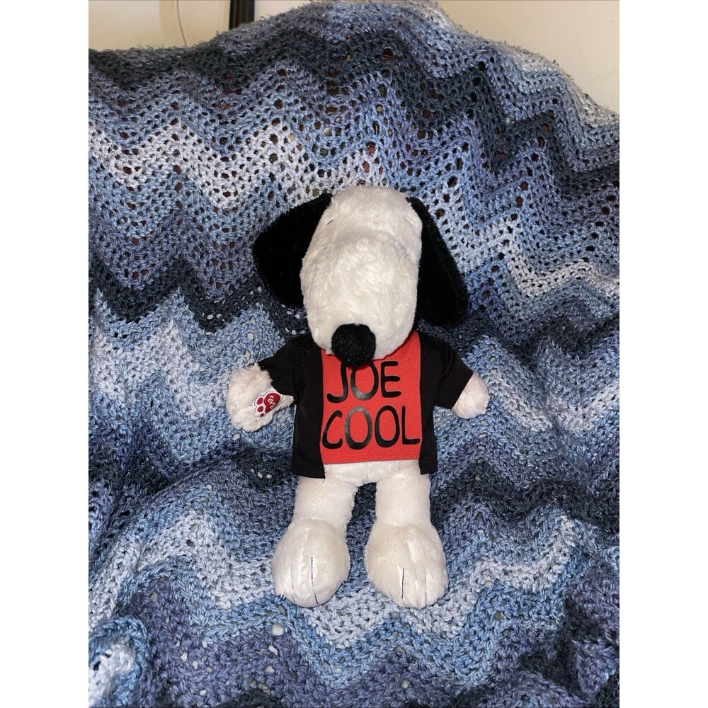 Build A Bear Peanuts Snoopy Joe Cool Plush 17"